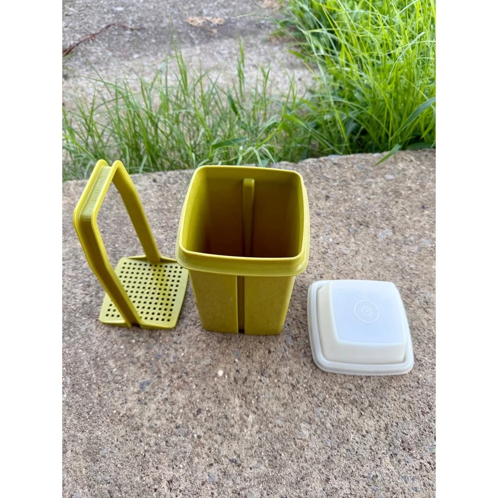 Vintage Tupperware Pickle A Deli Avocado Green 1330 3 Piece Set w Strainer Lift